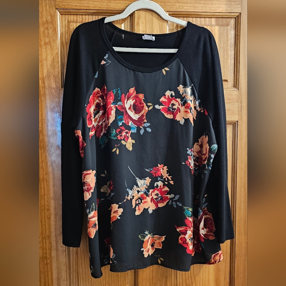 Scoope Neck floral blouse